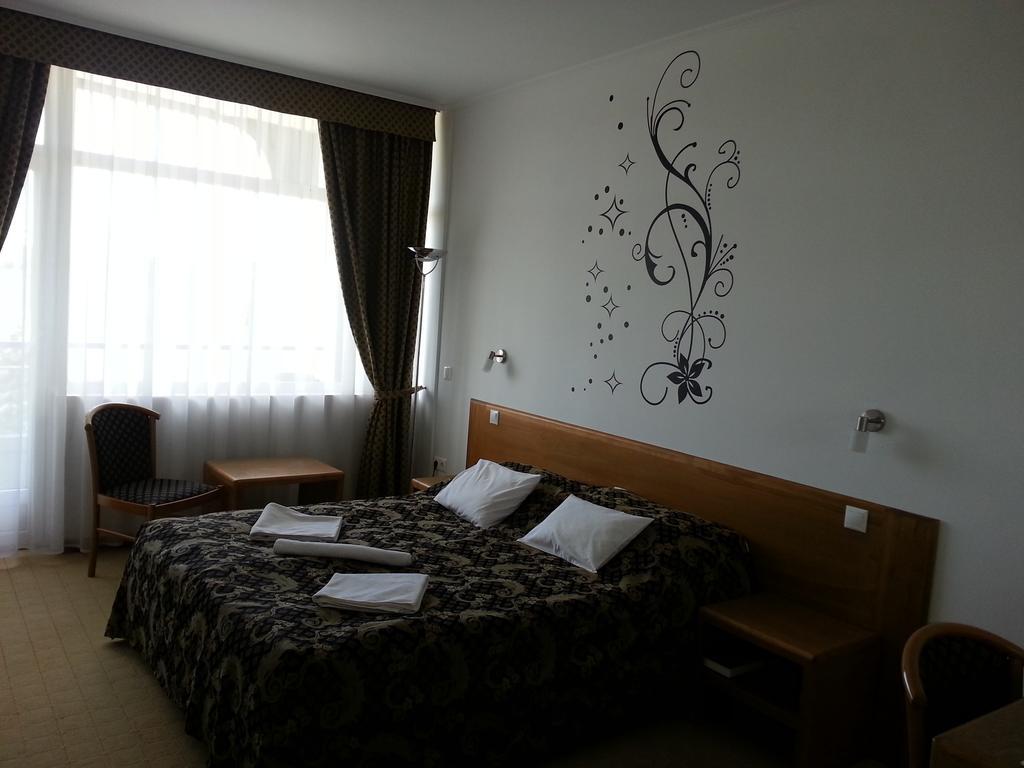 Hotel Claudius Szombathely Exterior foto
